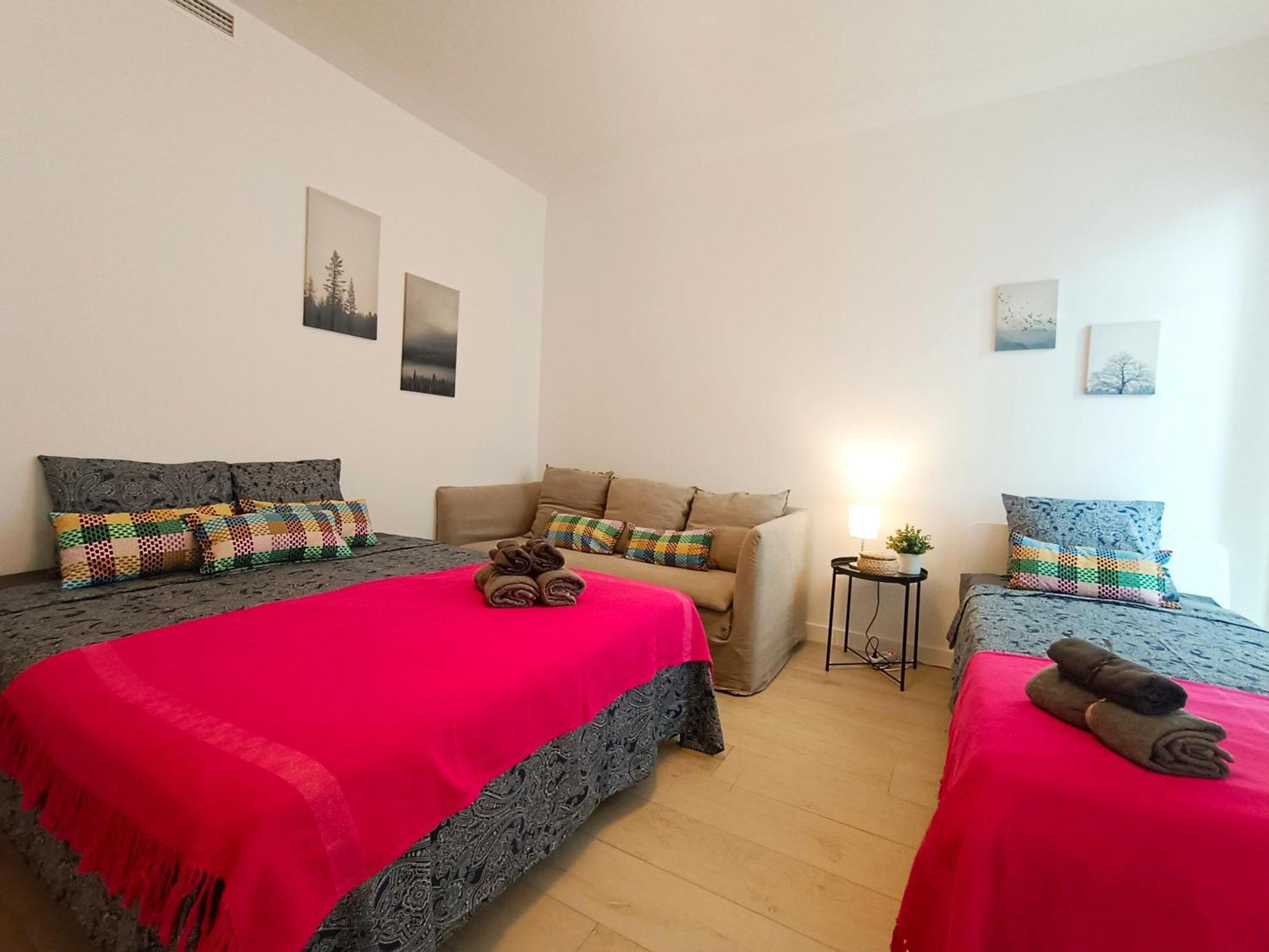 Oasis Rooms Barcelona - By Ronda Universidad エクステリア 写真